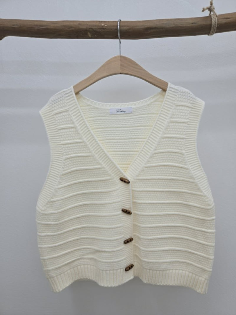 Most - Korean Women Fashion - #womensfashion - Wood Vest