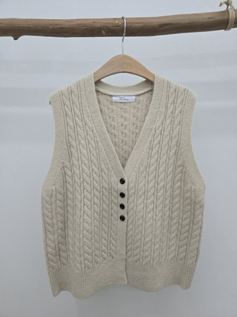 Most - Korean Women Fashion - #womensfashion - Warm Twist Vest - 2