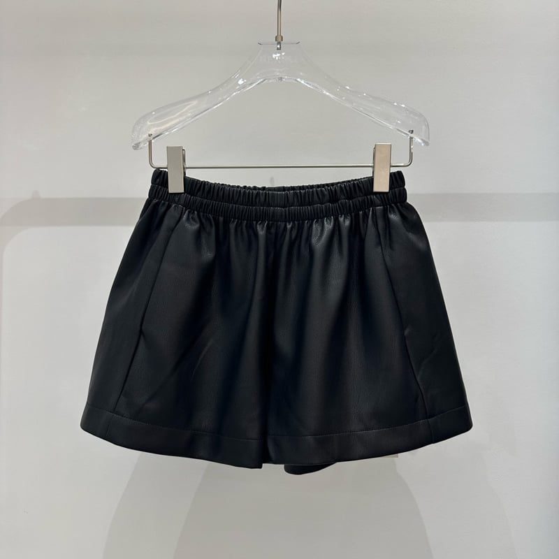 Neroli36 - Korean Women Fashion - #womensfashion - M Leather Short Pants - 4