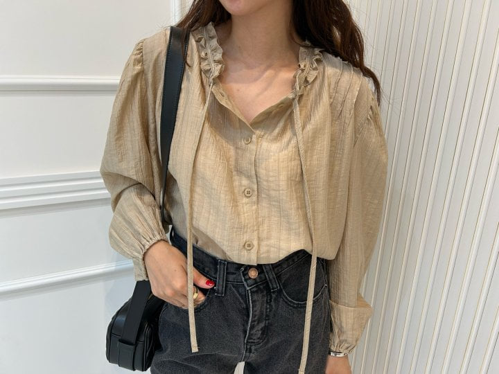 Pearls room - Korean Women Fashion - #momslook - Pintuck String Blouse