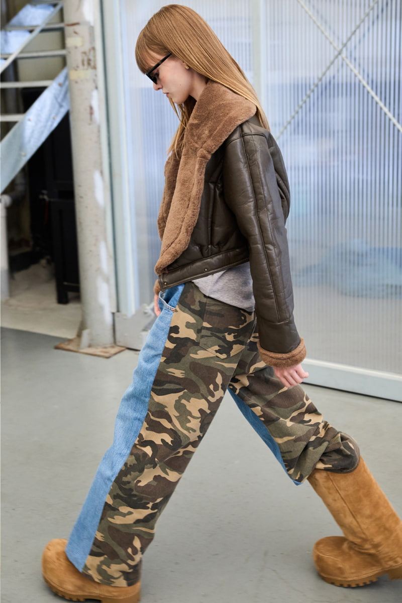 Project Wave - Korean Women Fashion - #womensfashion - Camo Half Sweat Denim Pants - 7