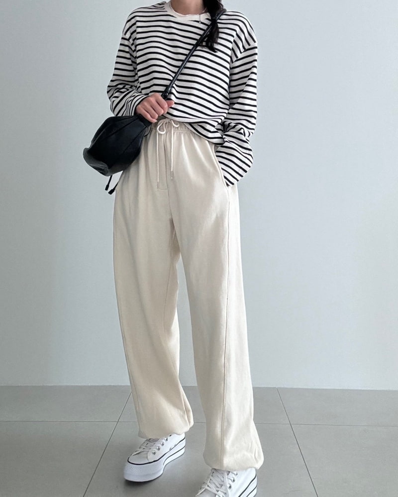 Ripple - Korean Women Fashion - #womensfashion - Slit Jogger Pants - 4