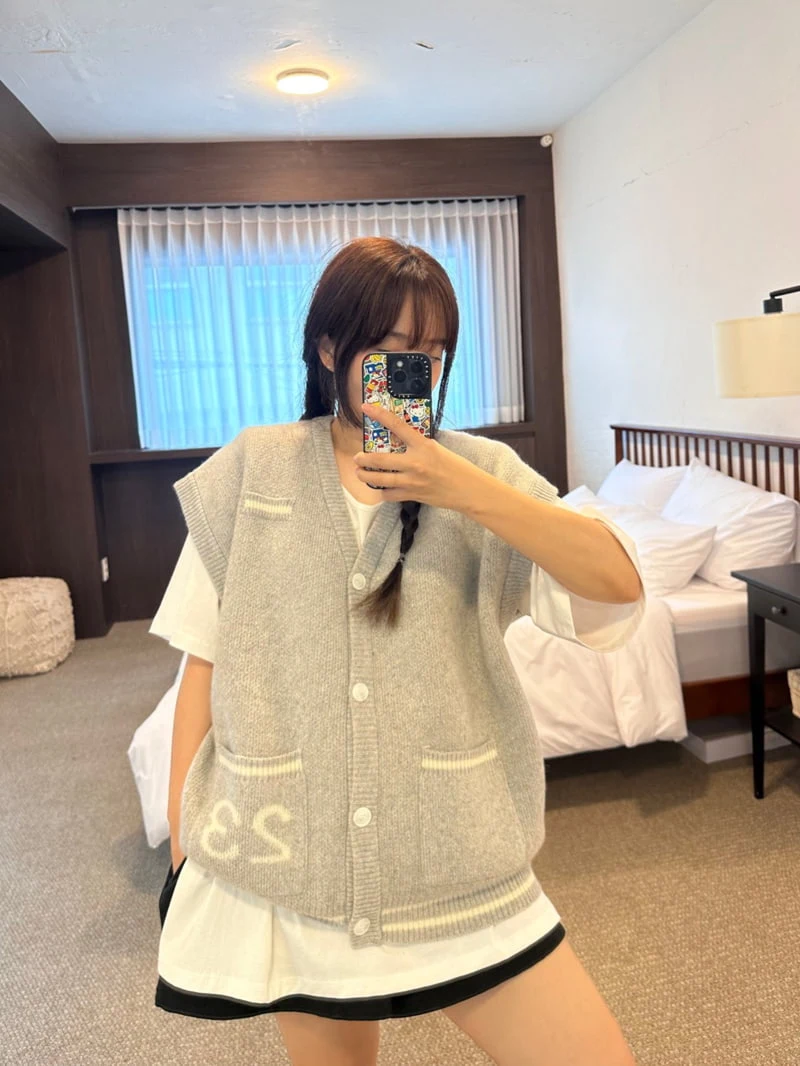 Something - Korean Women Fashion - #womensfashion - New York Knit Vest - 10