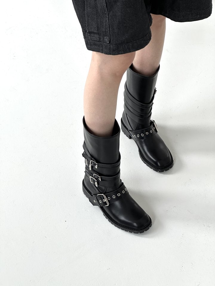 Vade - Korean Women Fashion - #momslook - Strap Buckle Middle Half Boots - 2