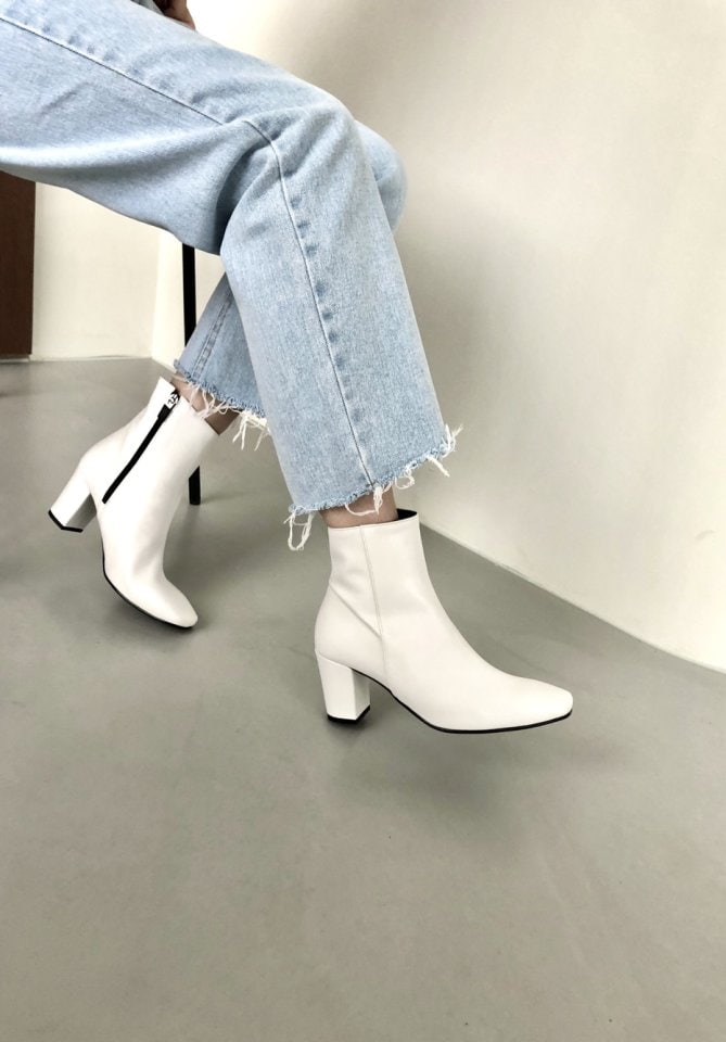 Vade - Korean Women Fashion - #pursuepretty - Basic Round Ankle Boots - 2