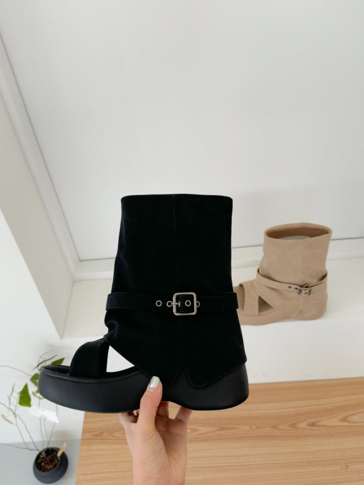 Vade - Korean Women Fashion - #thatsdarling - Basic Middle Open Toe Boots - 7