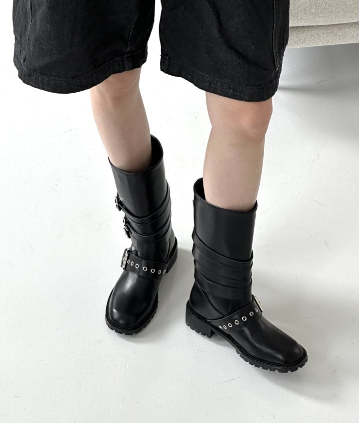 Vade - Korean Women Fashion - #thelittlethings - Strap Buckle Middle Half Boots