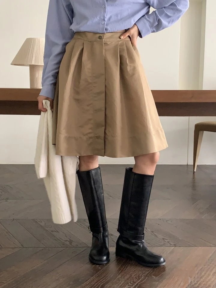 Vade - Korean Women Fashion - #vintageinspired - Basic Half Line Middle Boots - 6