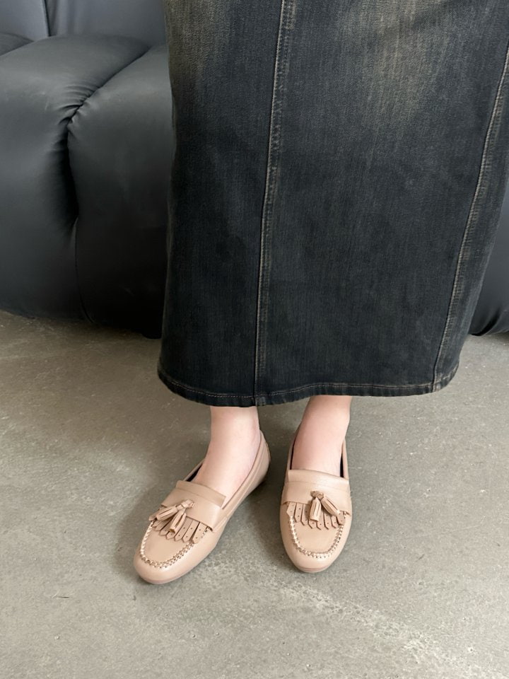 Vade - Korean Women Fashion - #womensfashion - Soft Square Tessel Loafer - 10