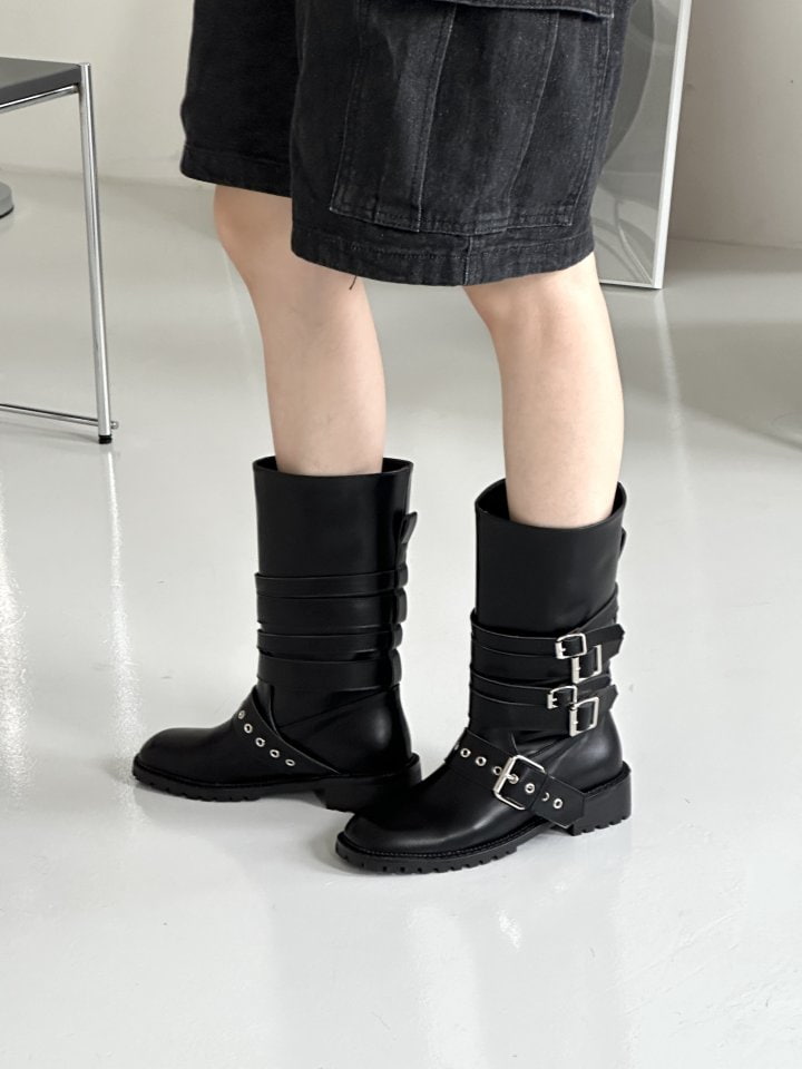 Vade - Korean Women Fashion - #womensfashion - Strap Buckle Middle Half Boots - 9