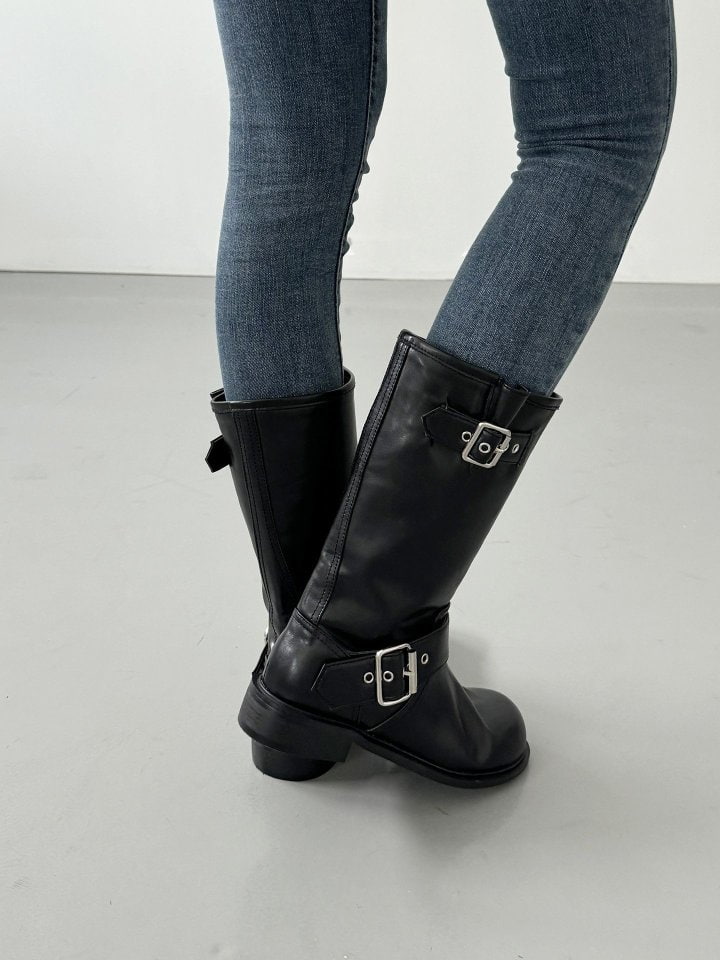 Vade - Korean Women Fashion - #momslook - Vecro Buckle Middle Boots - 4