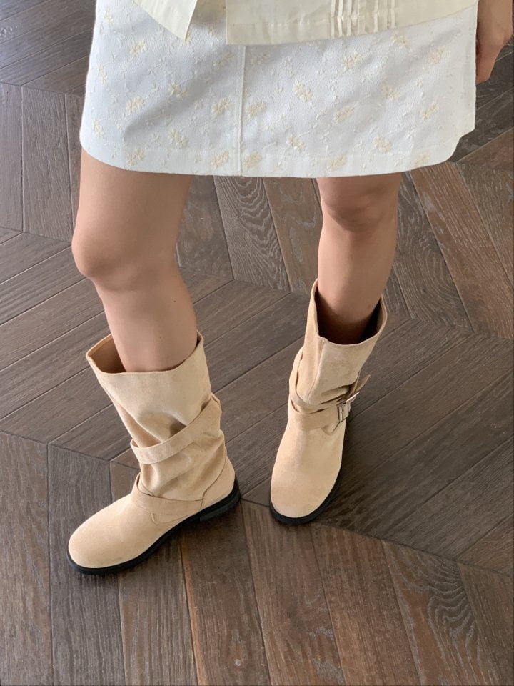 Vade - Korean Women Fashion - #womensfashion - Suede PU Middle Half Pleats Boots - 6