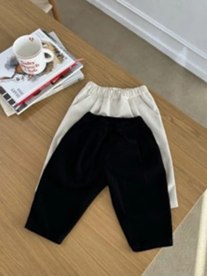 Basic Two Tuck Cotton Pants