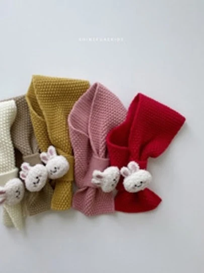 Rabbit Knit Muffler