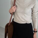 Season Turtleneck Knit Top