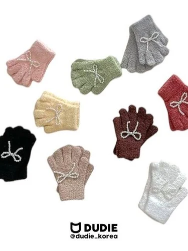 Pearl Gloves