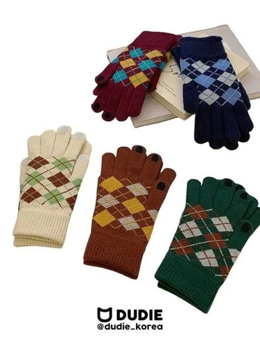 Ail Gloves