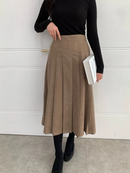 Lauren Pleats Skirt