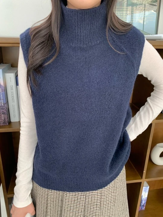 Turtleneck Knit Vest