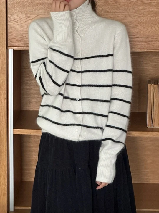 Low Turtleneck Knit Cardigan