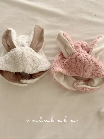 Rabbit Boucle Hat