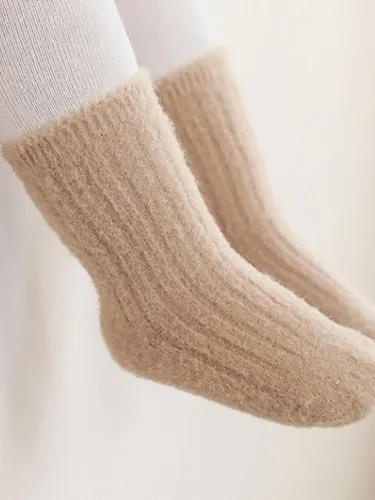 Solid Ribbed Socks