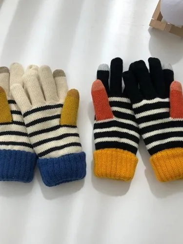 Striped Gloves