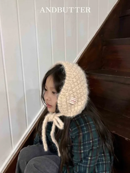 Pom Pom Earmuffs