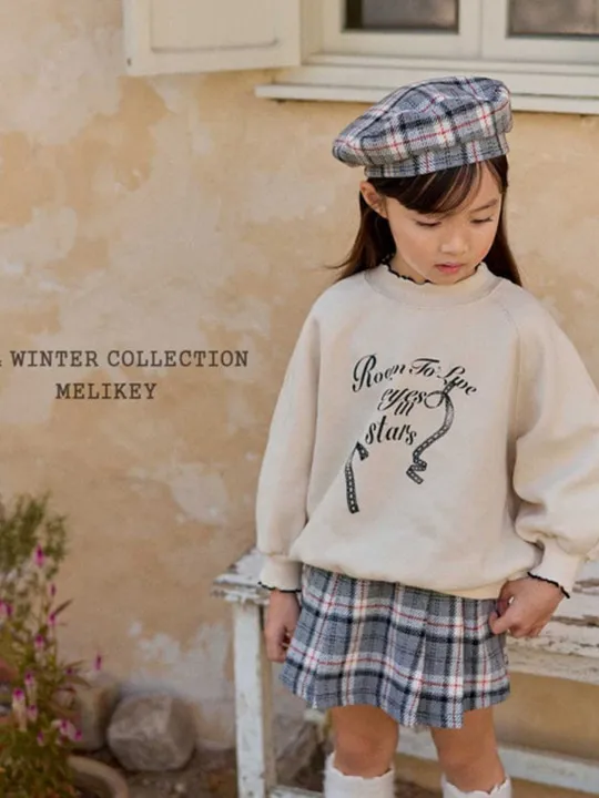 Ribbon Darling Sweatshirt