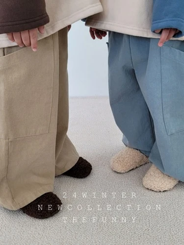 Big Pocket Fleece Wide Pants