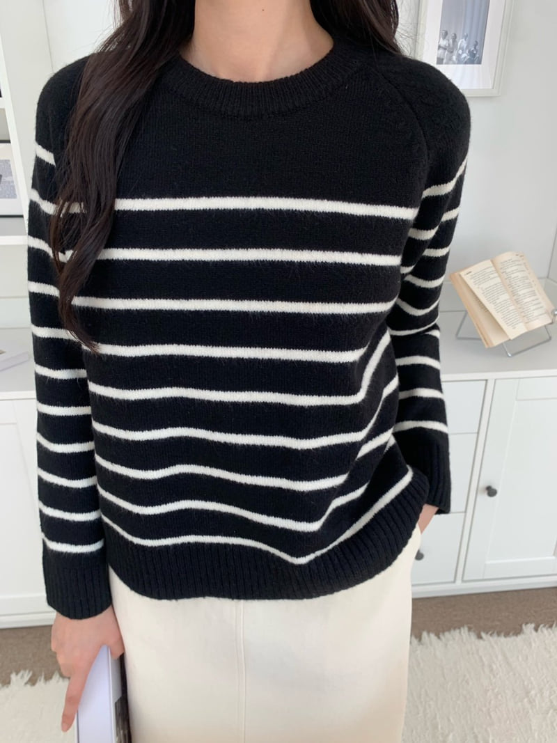 Allu - Korean Women Fashion - #momslook - Stripe Round Knit Sweater - 9