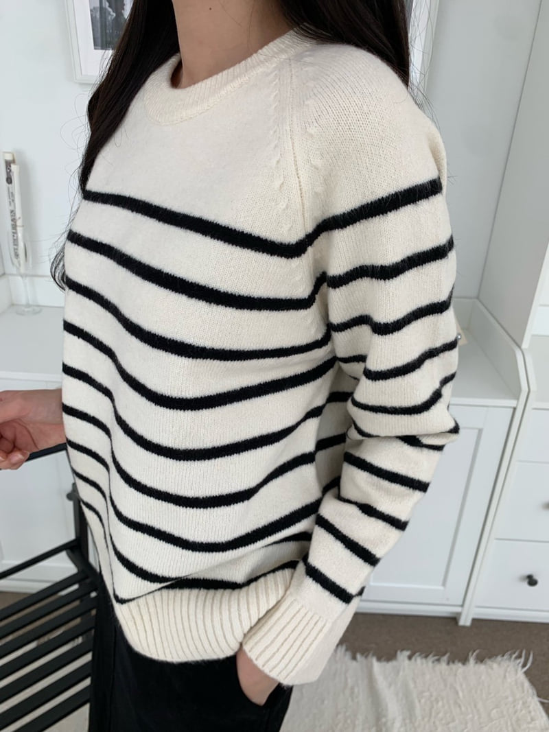 Allu - Korean Women Fashion - #womensfashion - Stripe Round Knit Sweater - 3