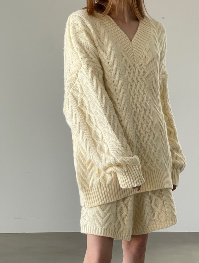 Another Avenue - Korean Women Fashion - #vintageinspired - Wool Twist V Neck Knit Sweater - 9