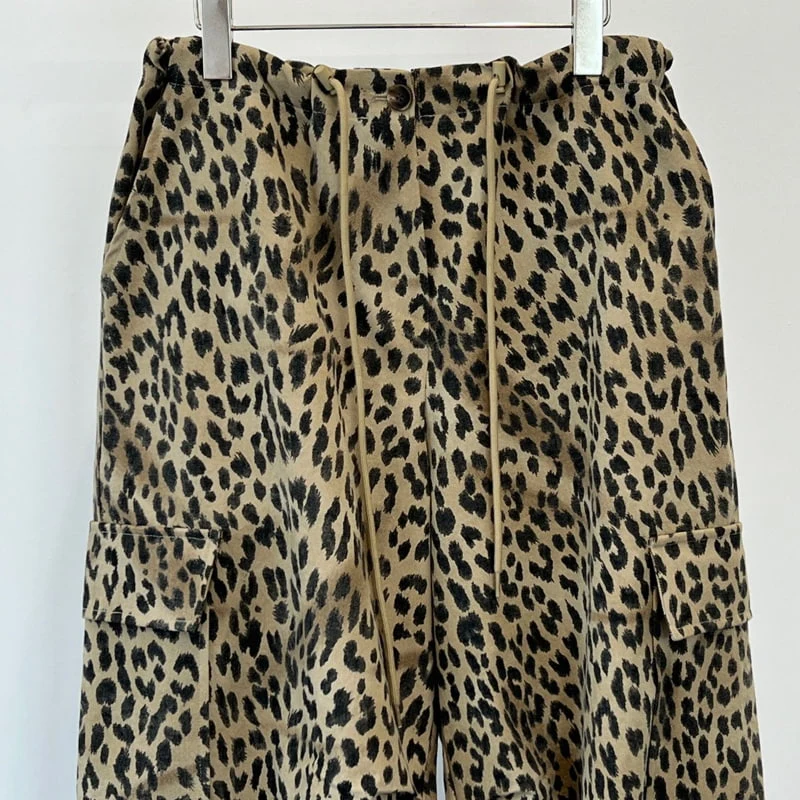 Another Avenue - Korean Women Fashion - #vintagekidsstyle - Leopard Pocket Pants - 2