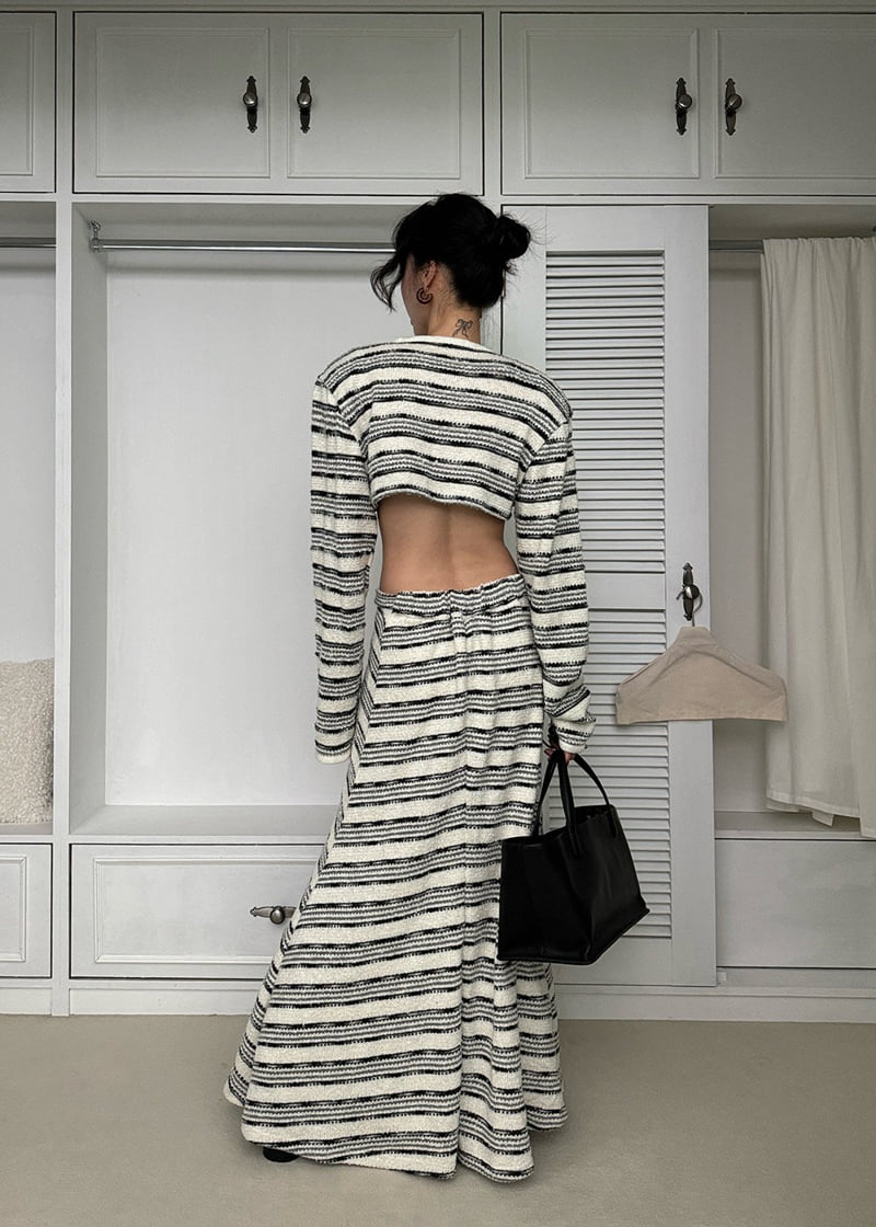 Auver_Fit - Korean Women Fashion - #momslook - Stripe Top Skirt Set