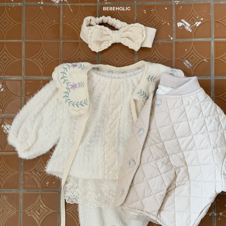 Bebe Holic - Korean Baby Fashion - #babyootd - Lace Raglan Blouse - 4