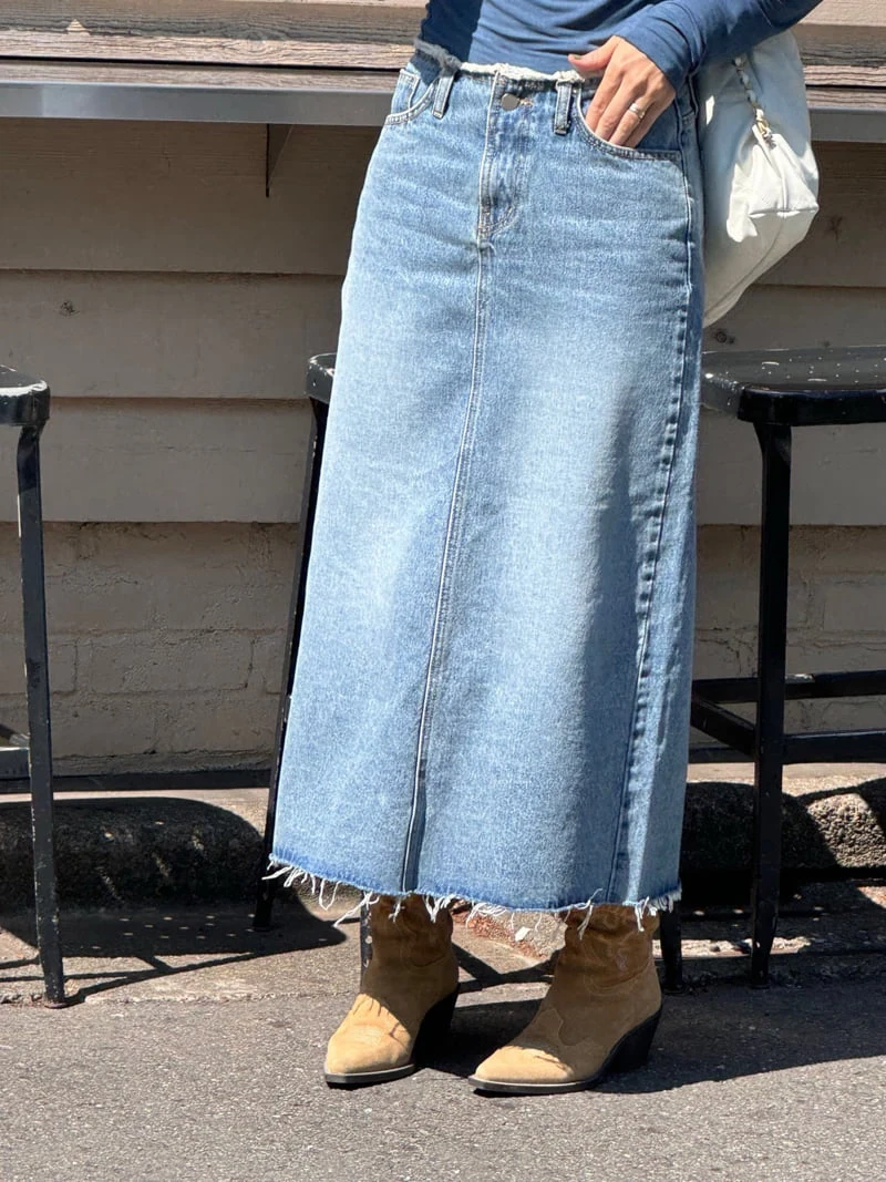 Heil - Korean Women Fashion - #momslook - Sell Denim Skirt