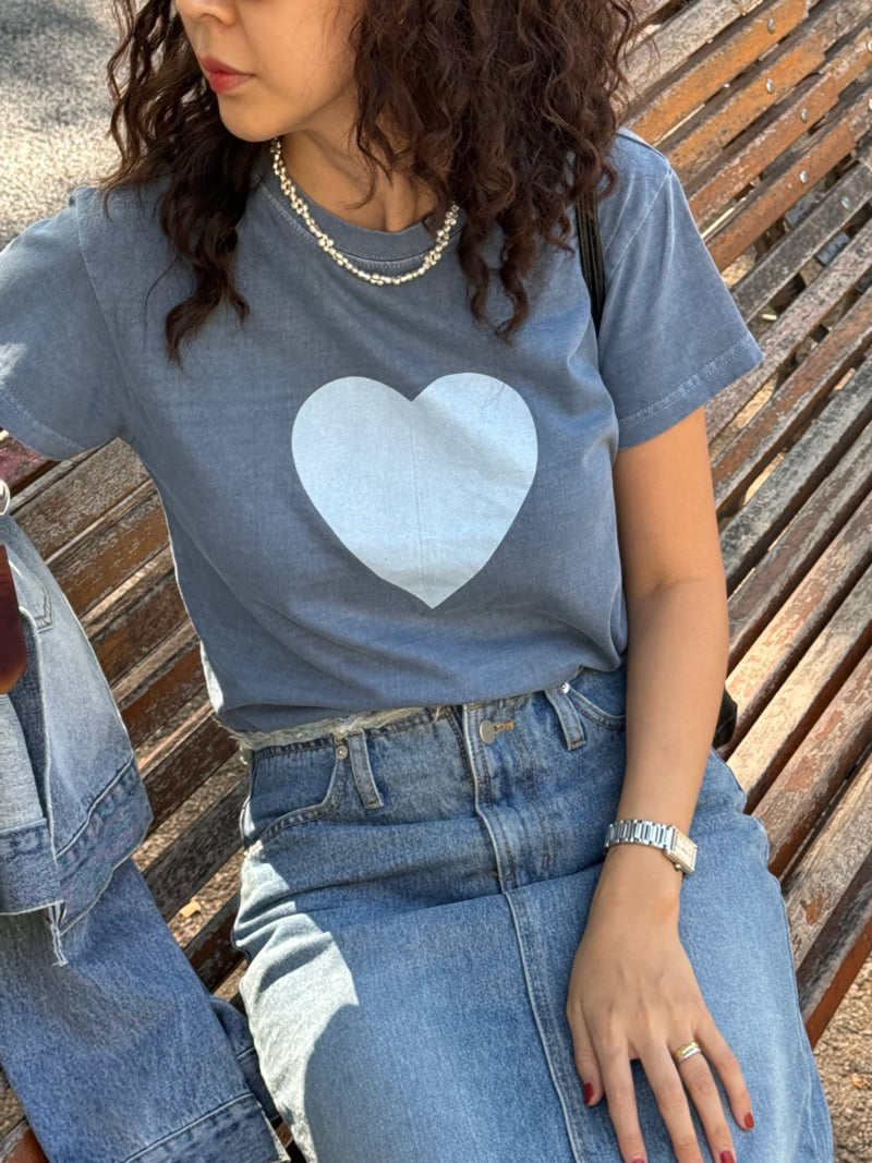 Heil - Korean Women Fashion - #momslook - Pigment Heart Tee - 5