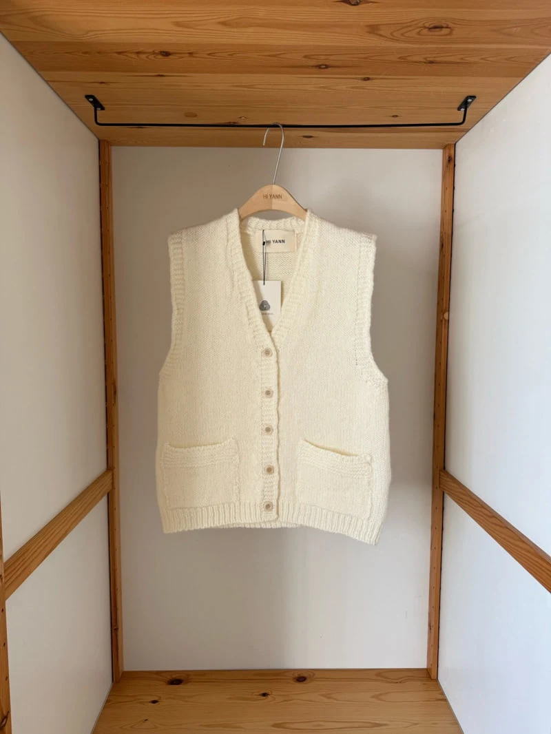 Hiyann - Korean Women Fashion - #restrostyle - N Wool 100% Button Vest