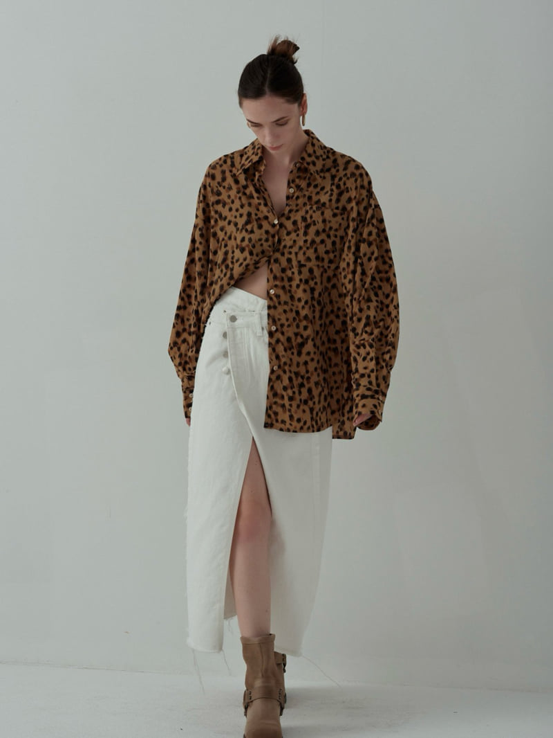 Inssense - Korean Women Fashion - #momslook - Oversized Leopard Print Shirt - 6