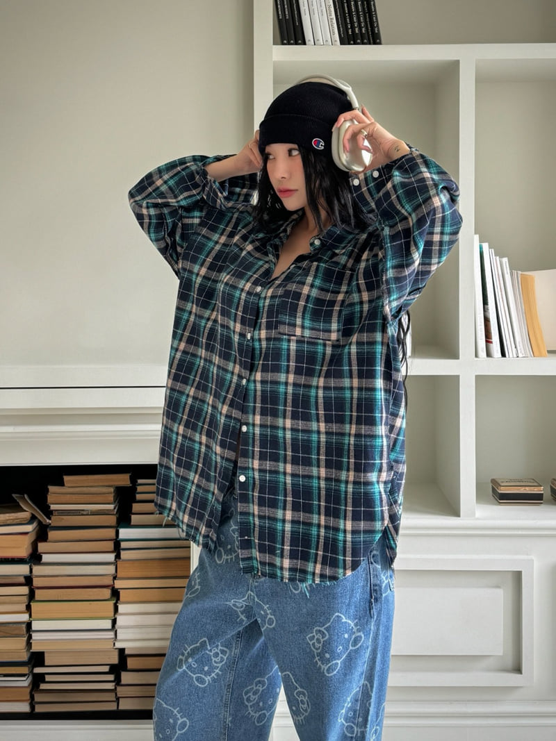 Inssense - Korean Women Fashion - #vintageinspired - Oversized Vintage Stitch Detail Check Shirt - 10