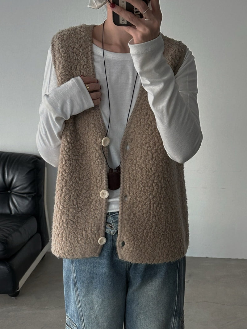 Jade Market - Korean Women Fashion - #momslook - Dumble Wool 100% Vest - 2