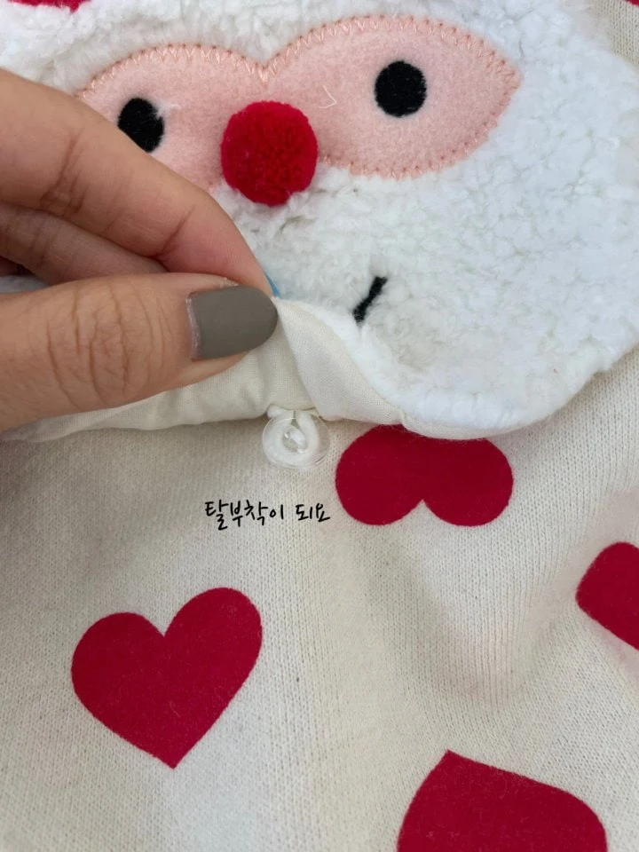 Jeaya & Mymi - Korean Baby Fashion - #babyfever - Santa Romper - 10