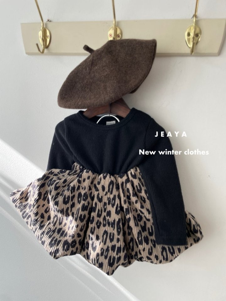 Jeaya & Mymi - Korean Baby Fashion - #babyoutfit - Leopard Pumpkin One-piece - 4