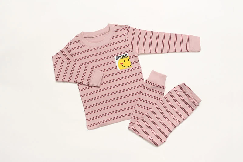 Mellis - Korean Children Fashion - #littlefashionista - Smile Pink Fleece Easywear - 3