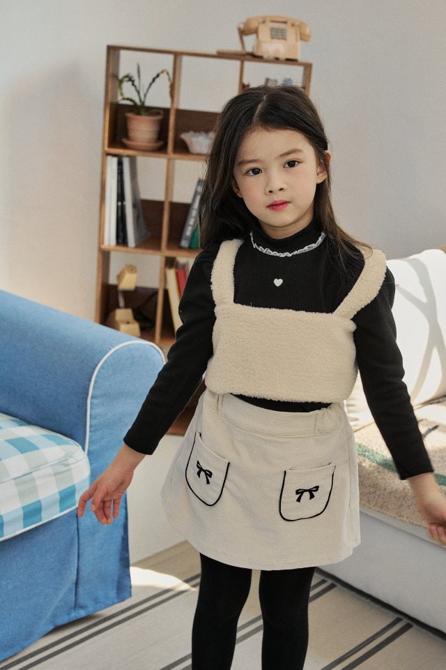 Momo Ann - Korean Children Fashion - #kidsstore - Sally Half Trutelenck Tee - 6