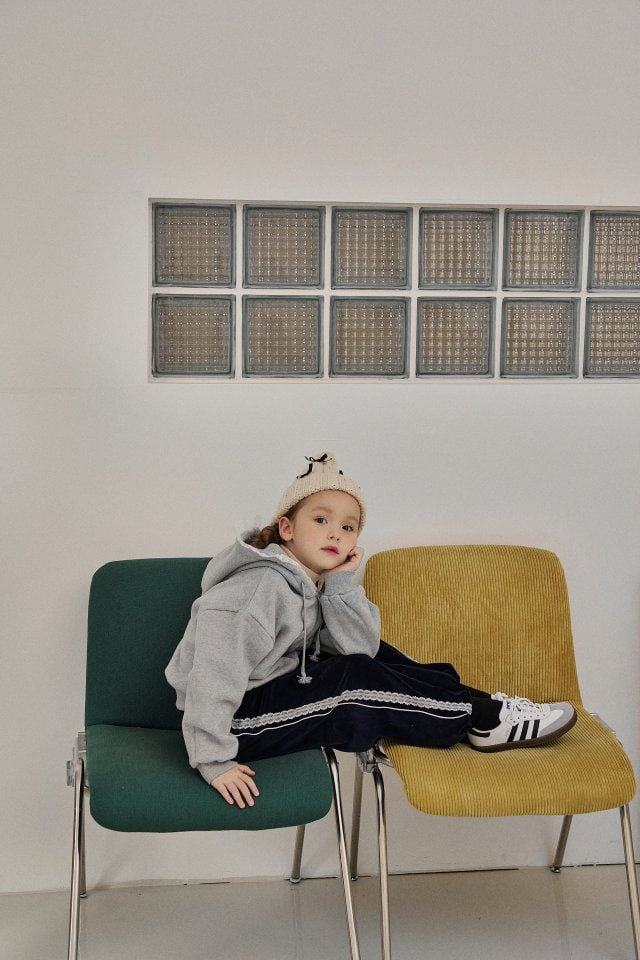 Momo Ann - Korean Children Fashion - #Kfashion4kids - Veloure Jogger Pants - 4