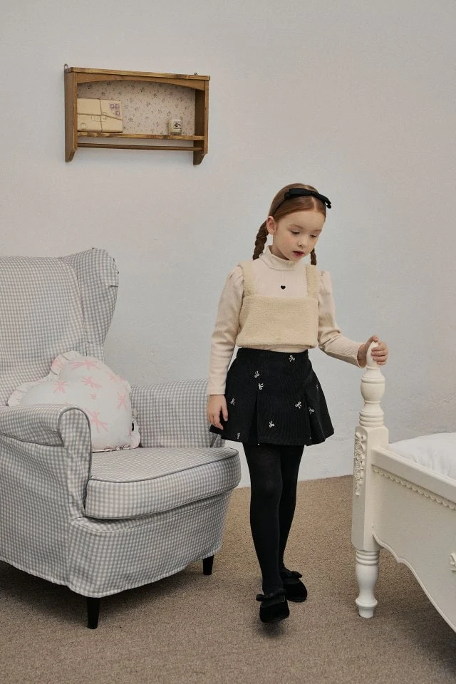 Momo Ann - Korean Children Fashion - #toddlerclothing - Cusie Bustier - 8