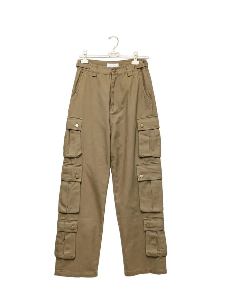 Paper Moon - Korean Women Fashion - #momslook - Three Pocket Snap Button Detail Cargo Wide Trousers - 3