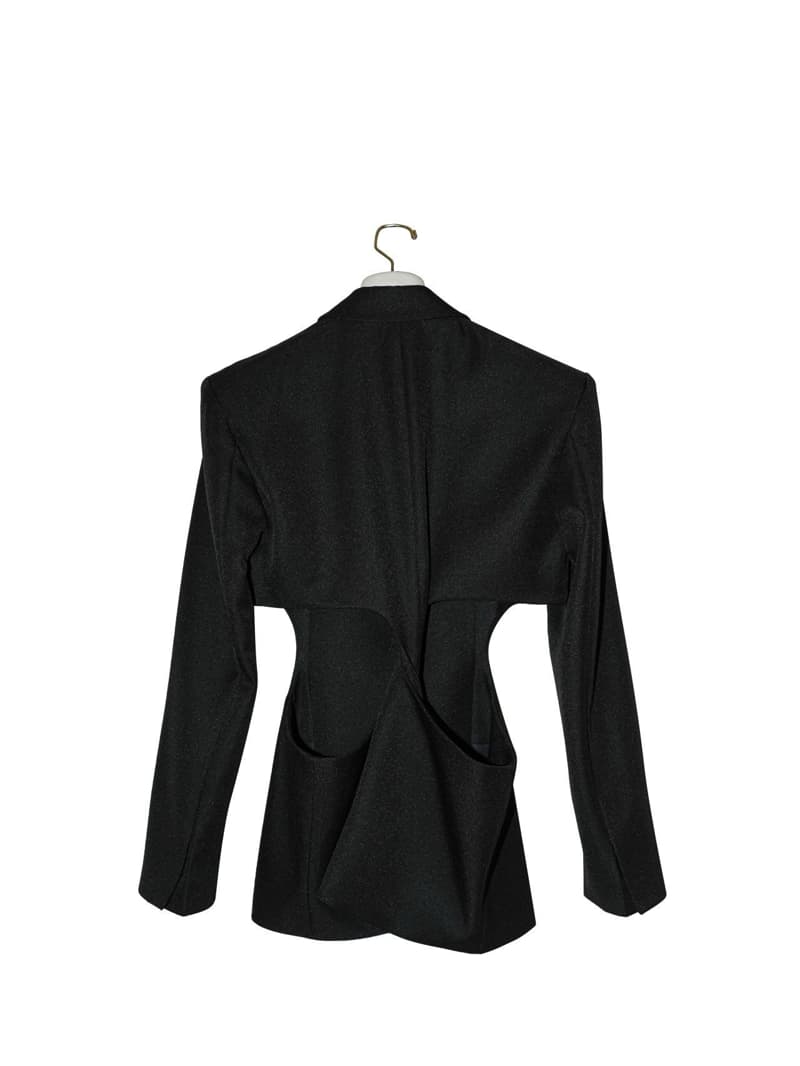 Paper Moon - Korean Women Fashion - #restrostyle - Squared Shoulder Cutout Waist etail Minimal Blazer - 5